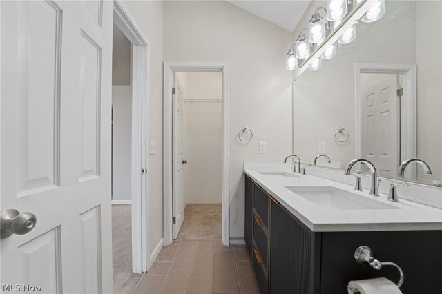 9211 Sugarbush Drive, Mentor, OH 44060