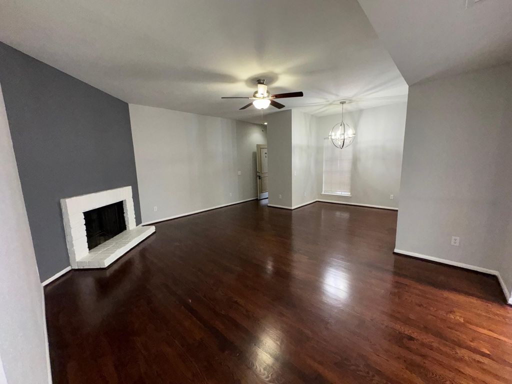 9809 Richmond Avenue J1, Houston, TX 77042