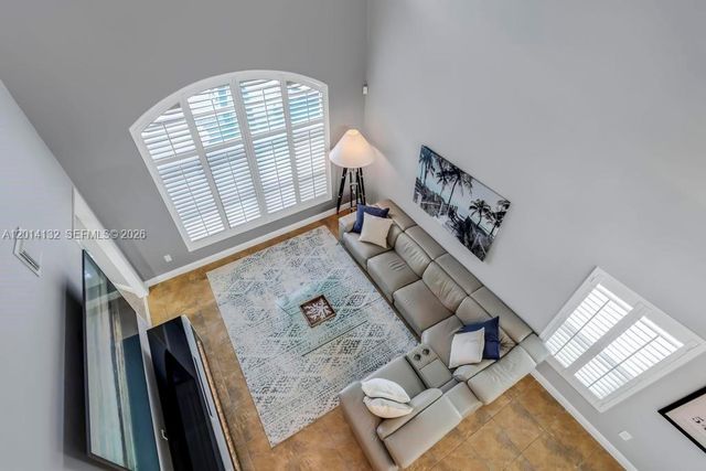1080 NW 192nd Ave, Pembroke Pines, FL 33029