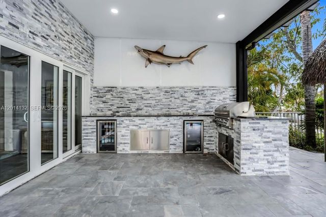 1080 NW 192nd Ave, Pembroke Pines, FL 33029