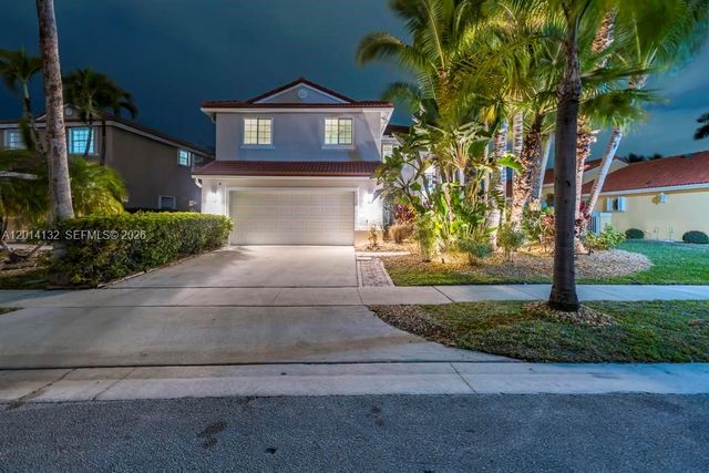 1080 NW 192nd Ave, Pembroke Pines, FL 33029