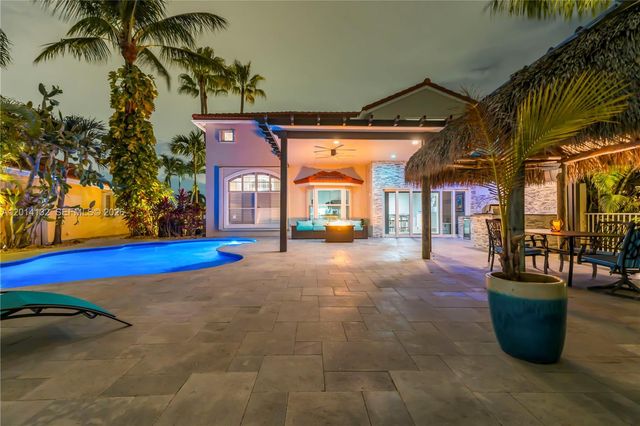 1080 NW 192nd Ave, Pembroke Pines, FL 33029