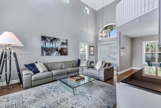 1080 NW 192nd Ave, Pembroke Pines, FL 33029