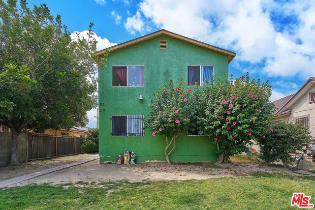 210 W 77th Street, Los Angeles, CA 90003