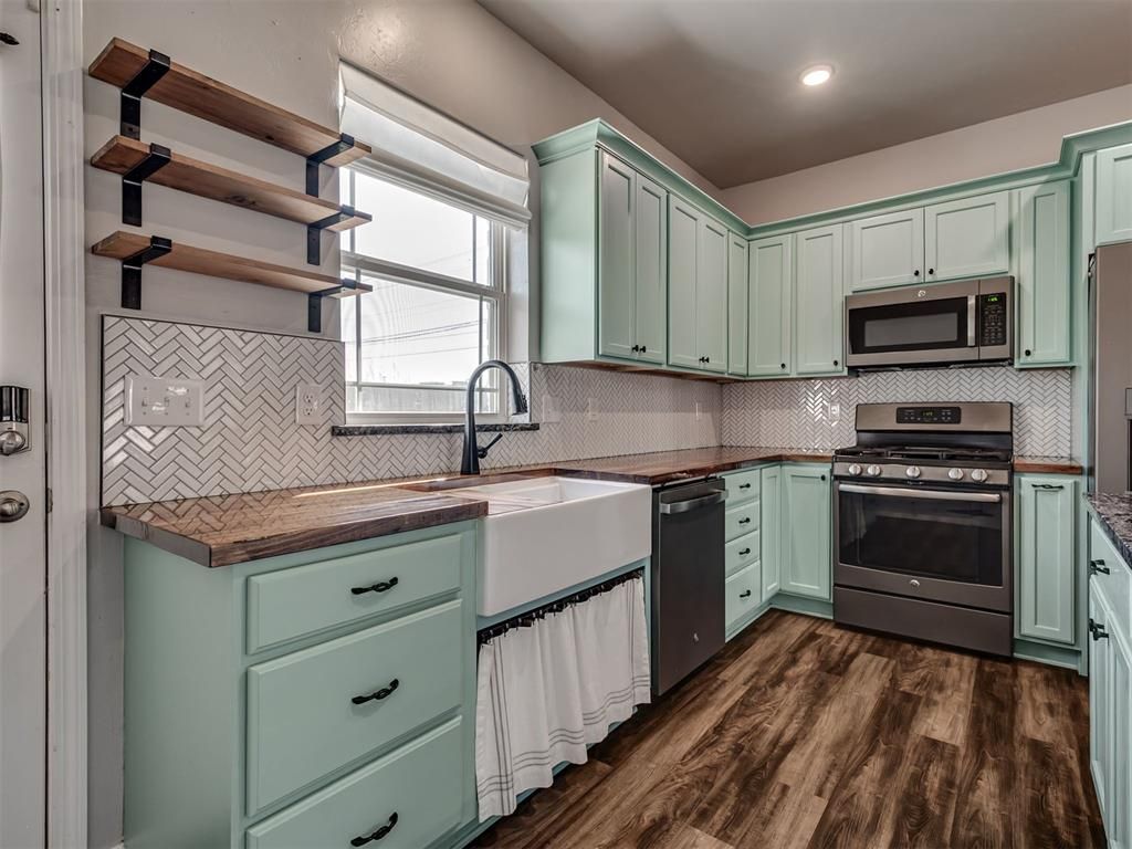 638 SW 3rd Street, Moore, OK 73160