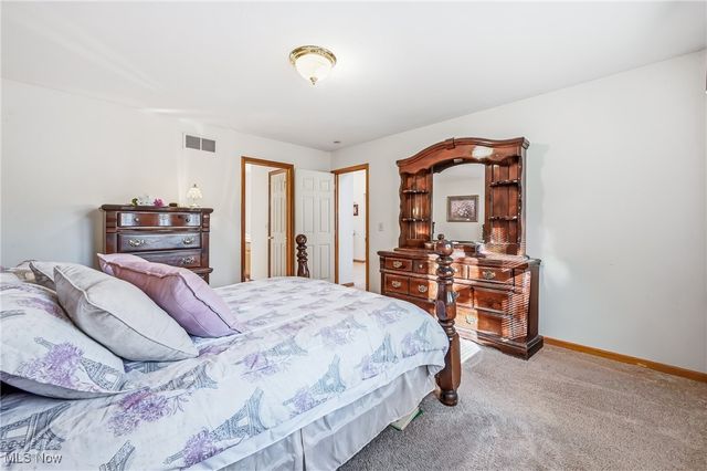 1925 N Lipkey Road, North Jackson, OH 44451