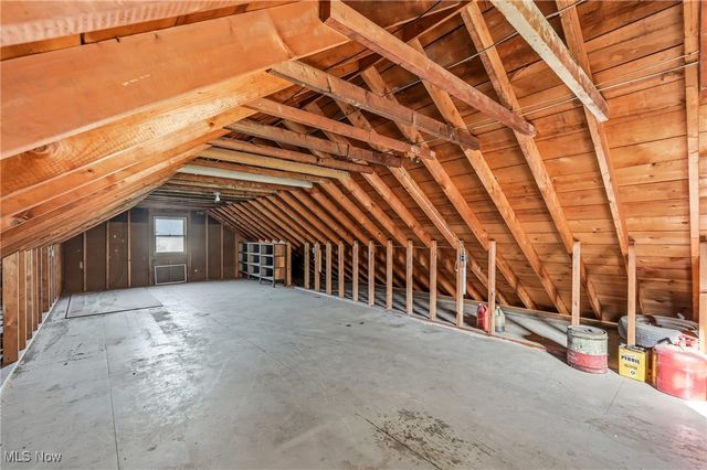 1925 N Lipkey Road, North Jackson, OH 44451