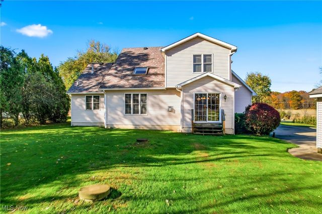 1925 N Lipkey Road, North Jackson, OH 44451