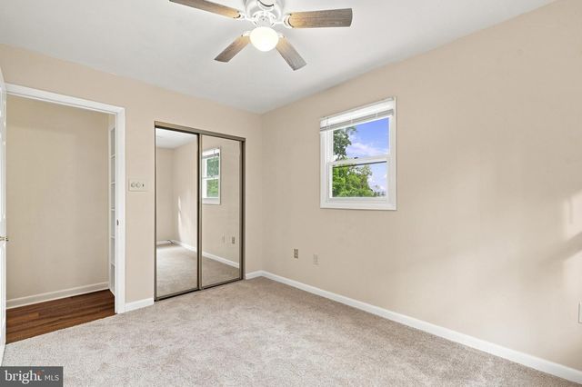 2725 COVE POINT RD, Lusby, MD 20657