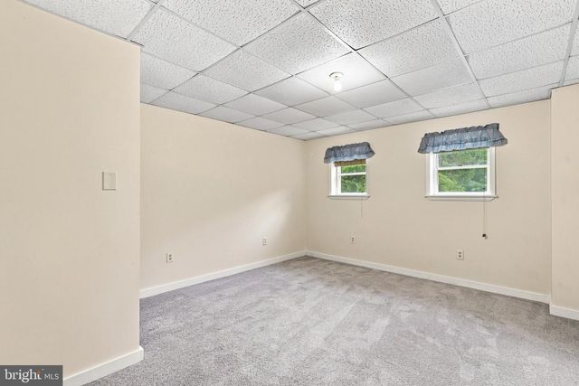 2725 COVE POINT RD, Lusby, MD 20657