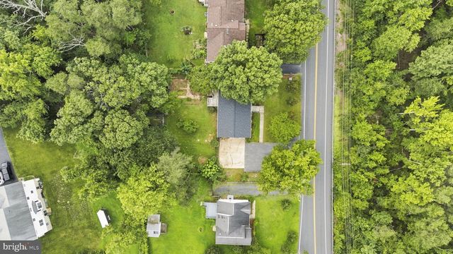 2725 COVE POINT RD, Lusby, MD 20657