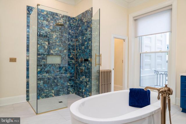 829 PARK AVE, Baltimore, MD 21201