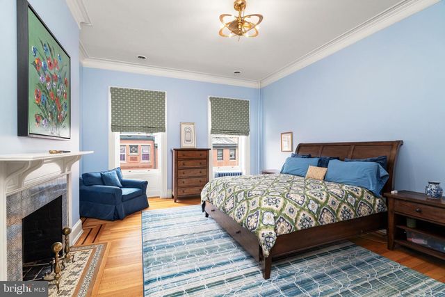 829 PARK AVE, Baltimore, MD 21201