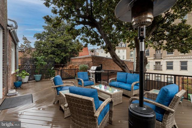 829 PARK AVE, Baltimore, MD 21201