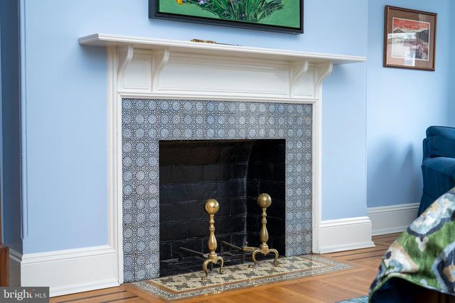 829 PARK AVE, Baltimore, MD 21201