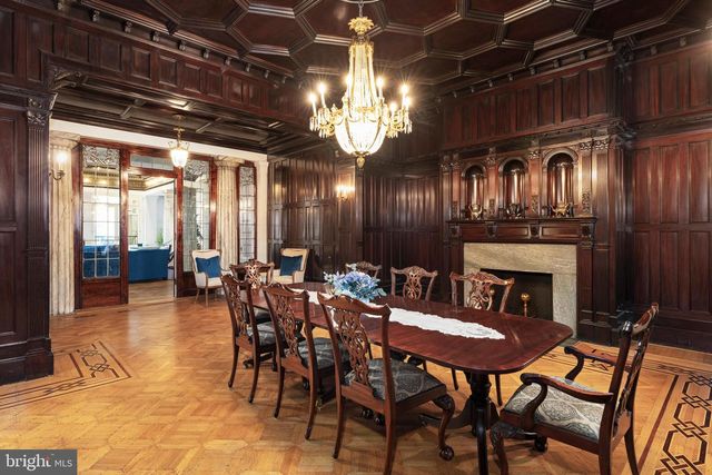 829 PARK AVE, Baltimore, MD 21201