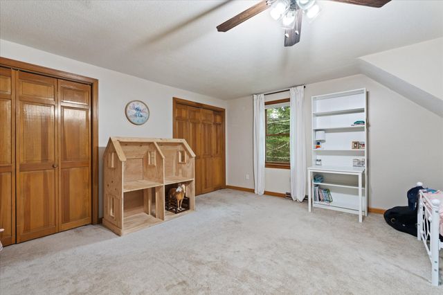 16 Old Farm Road, Palmer, MA 01069
