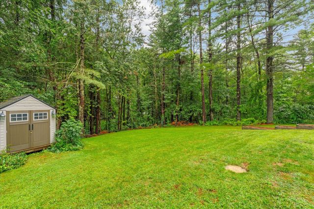 16 Old Farm Road, Palmer, MA 01069