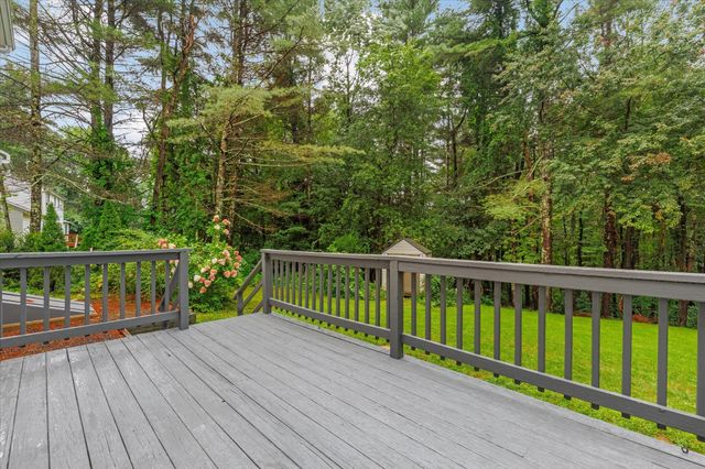 16 Old Farm Road, Palmer, MA 01069