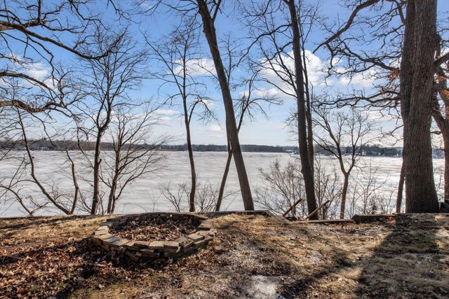 4877 Island View Drive, Mound, MN 55364