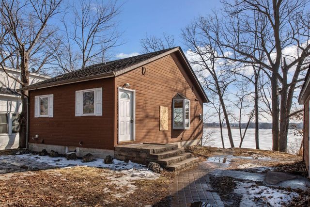 4877 Island View Drive, Mound, MN 55364