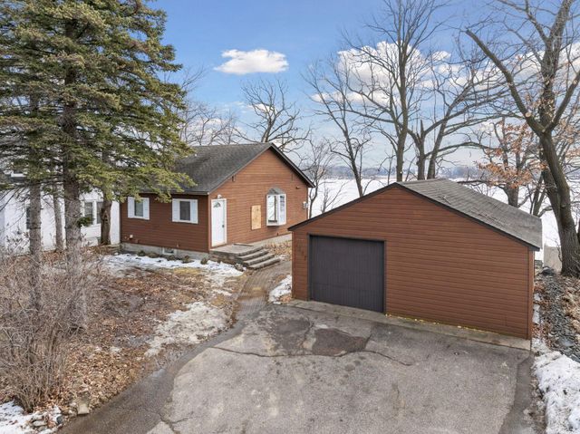 4877 Island View Drive, Mound, MN 55364