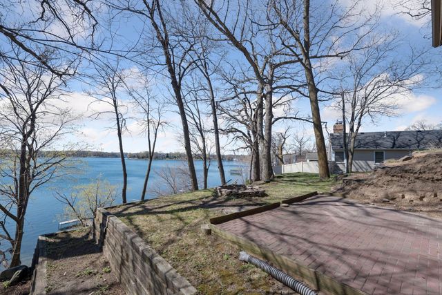 4877 Island View Drive, Mound, MN 55364