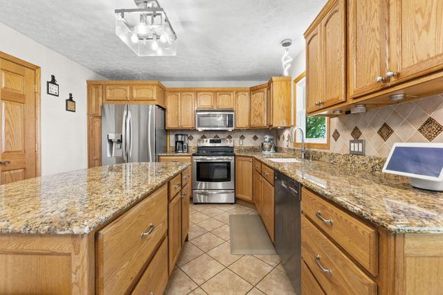 8624 Stewart Road NE, Newark, OH 43055
