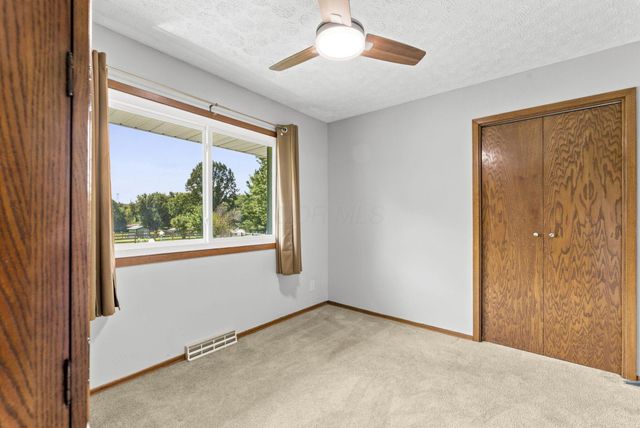 8624 Stewart Road NE, Newark, OH 43055