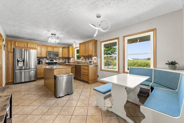 8624 Stewart Road NE, Newark, OH 43055