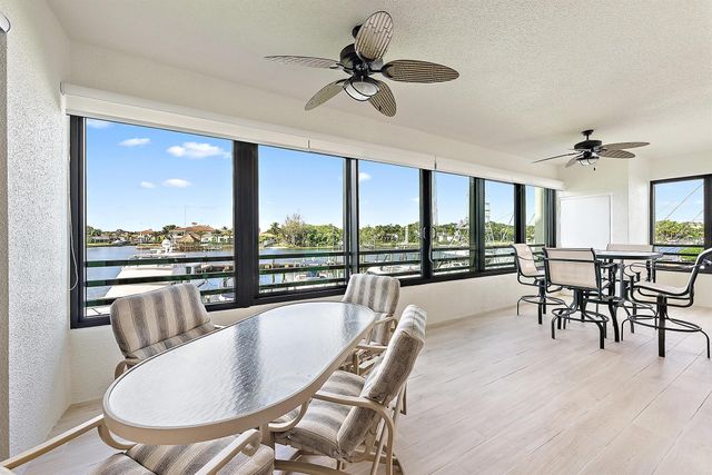 926 Oak Harbour Drive, Juno Beach, FL 33408