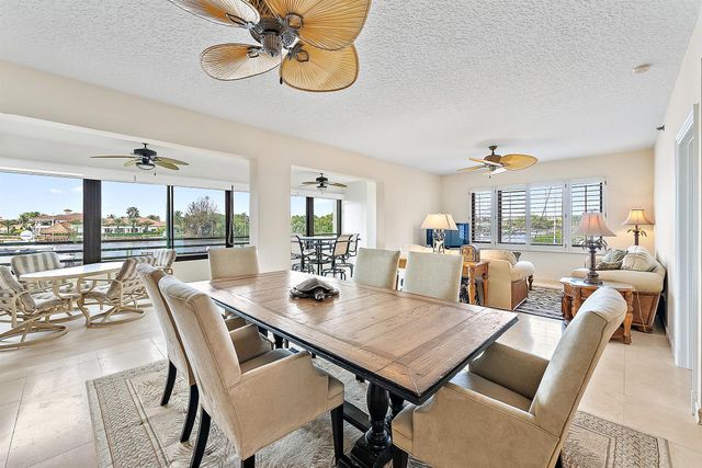 926 Oak Harbour Drive, Juno Beach, FL 33408