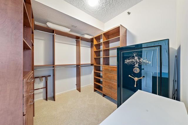 926 Oak Harbour Drive, Juno Beach, FL 33408