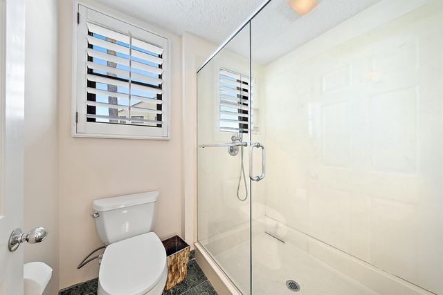 926 Oak Harbour Drive, Juno Beach, FL 33408