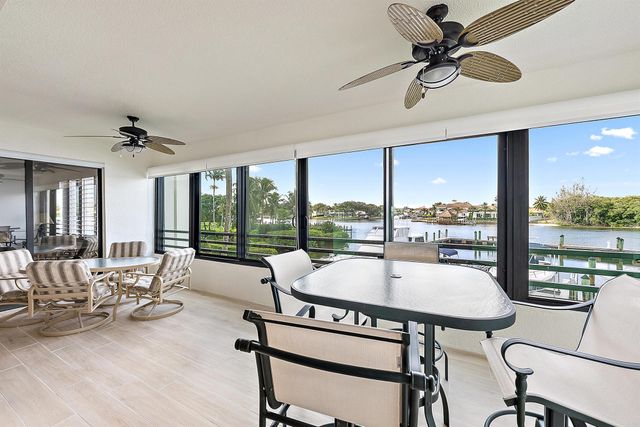 926 Oak Harbour Drive, Juno Beach, FL 33408