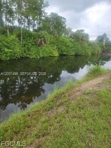 439 Naples Avenue S, Lehigh Acres, FL 33974