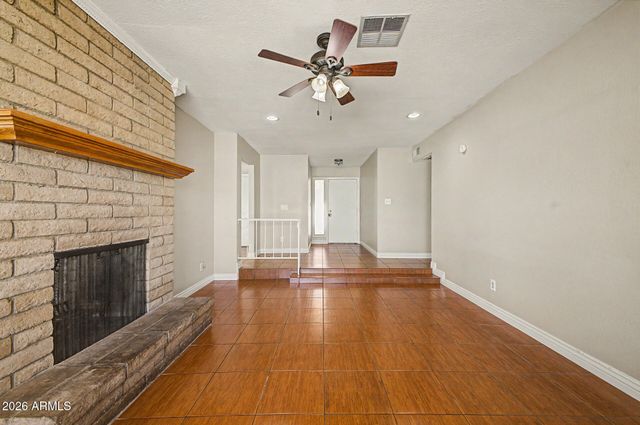 3410 W JUNIPER Avenue, Phoenix, AZ 85053