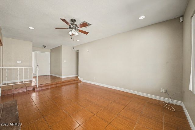 3410 W JUNIPER Avenue, Phoenix, AZ 85053