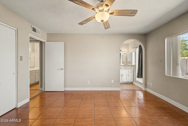 3410 W JUNIPER Avenue, Phoenix, AZ 85053