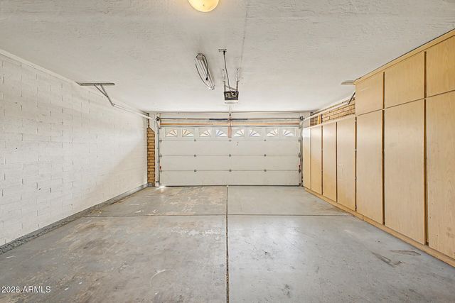 3410 W JUNIPER Avenue, Phoenix, AZ 85053