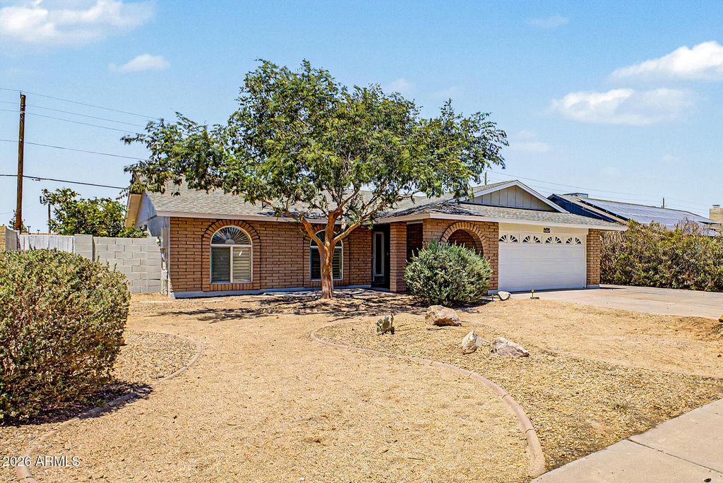 3410 W JUNIPER Avenue, Phoenix, AZ 85053 — photo 3