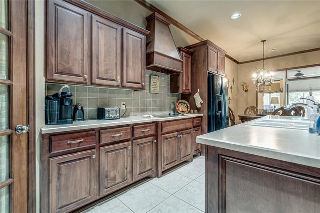 17919 Arbor Lane, Edmond, OK 73012