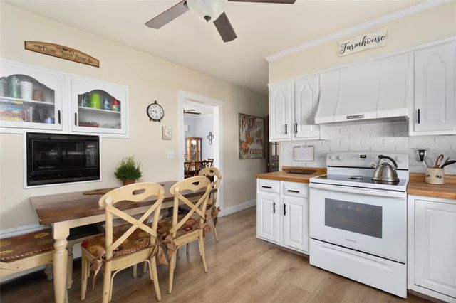 1170 Atwood Avenue, Johnston, RI 02919