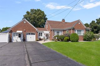 1170 Atwood Avenue, Johnston, RI 02919