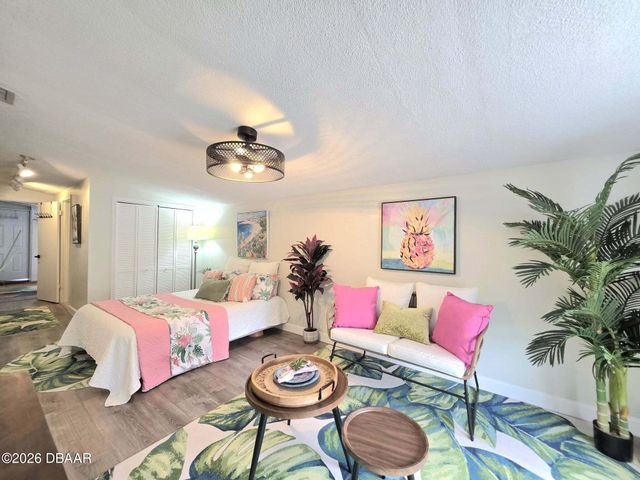 94 Rogers Park Drive, Ormond Beach, FL 32174