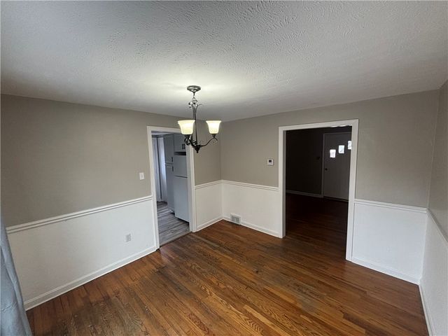 1319 Woodbourne Ave, Brookline, PA 15226