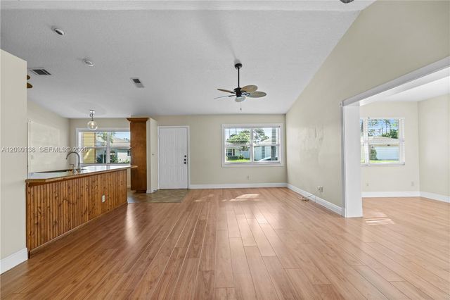 132 Wandering Trl, Jupiter, FL 33458