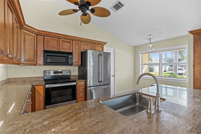 132 Wandering Trl, Jupiter, FL 33458