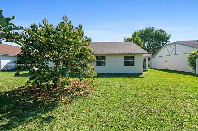 132 Wandering Trl, Jupiter, FL 33458