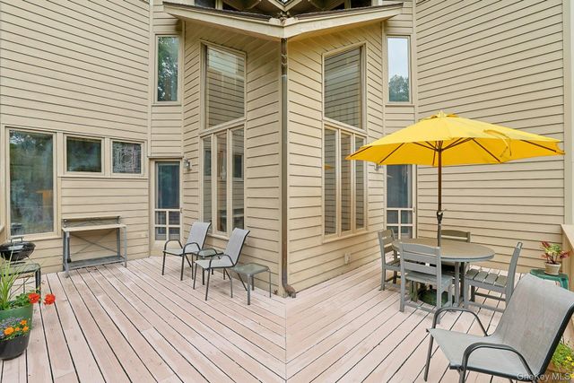 21 Hawkes Avenue, Ossining, NY 10562